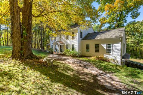129 Cross Highway Redding CT 06896