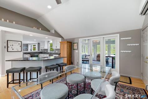 6 Jericho Drive Old Lyme CT 06371