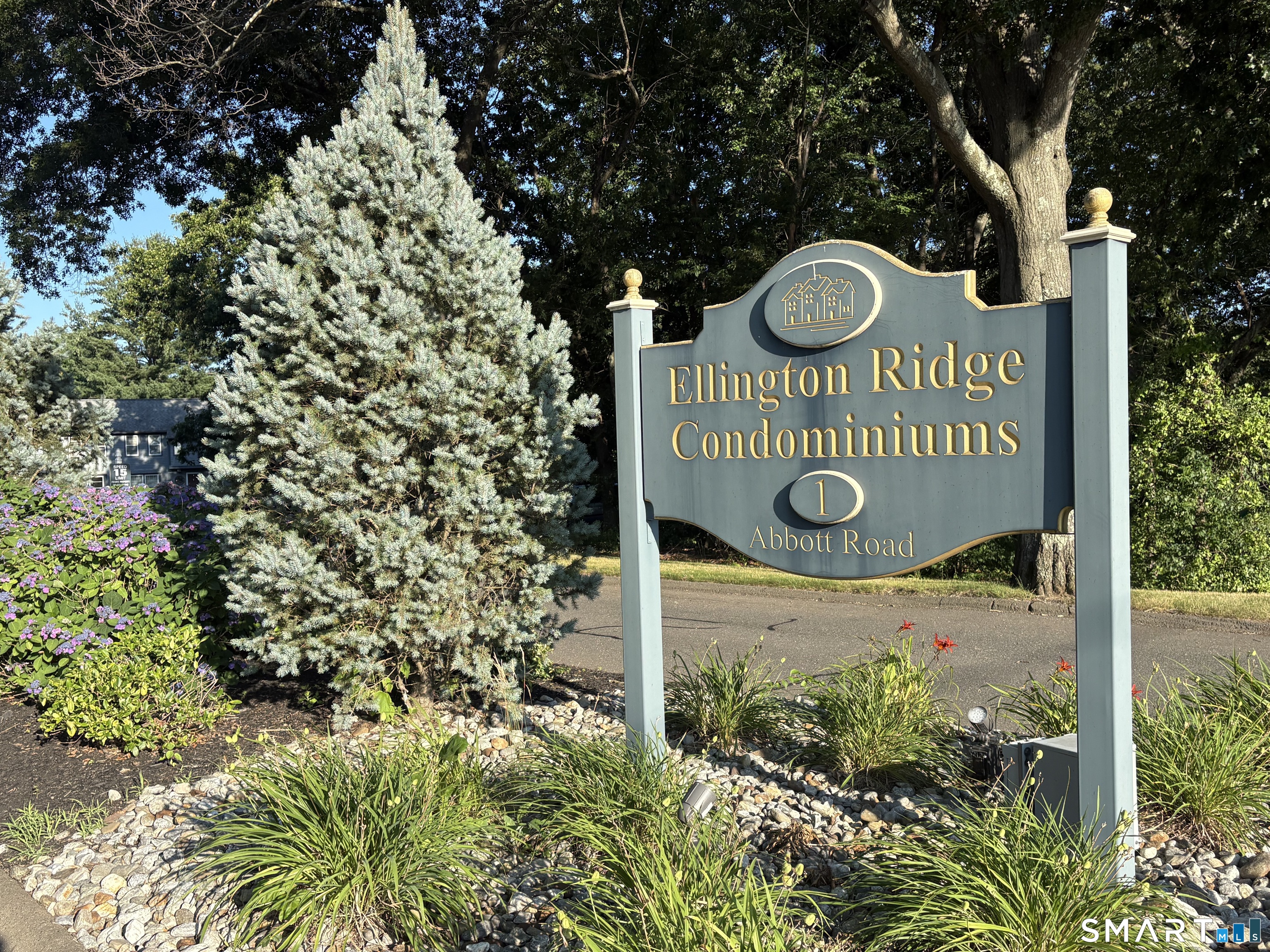 1 Abbott Road Ellington CT 06029