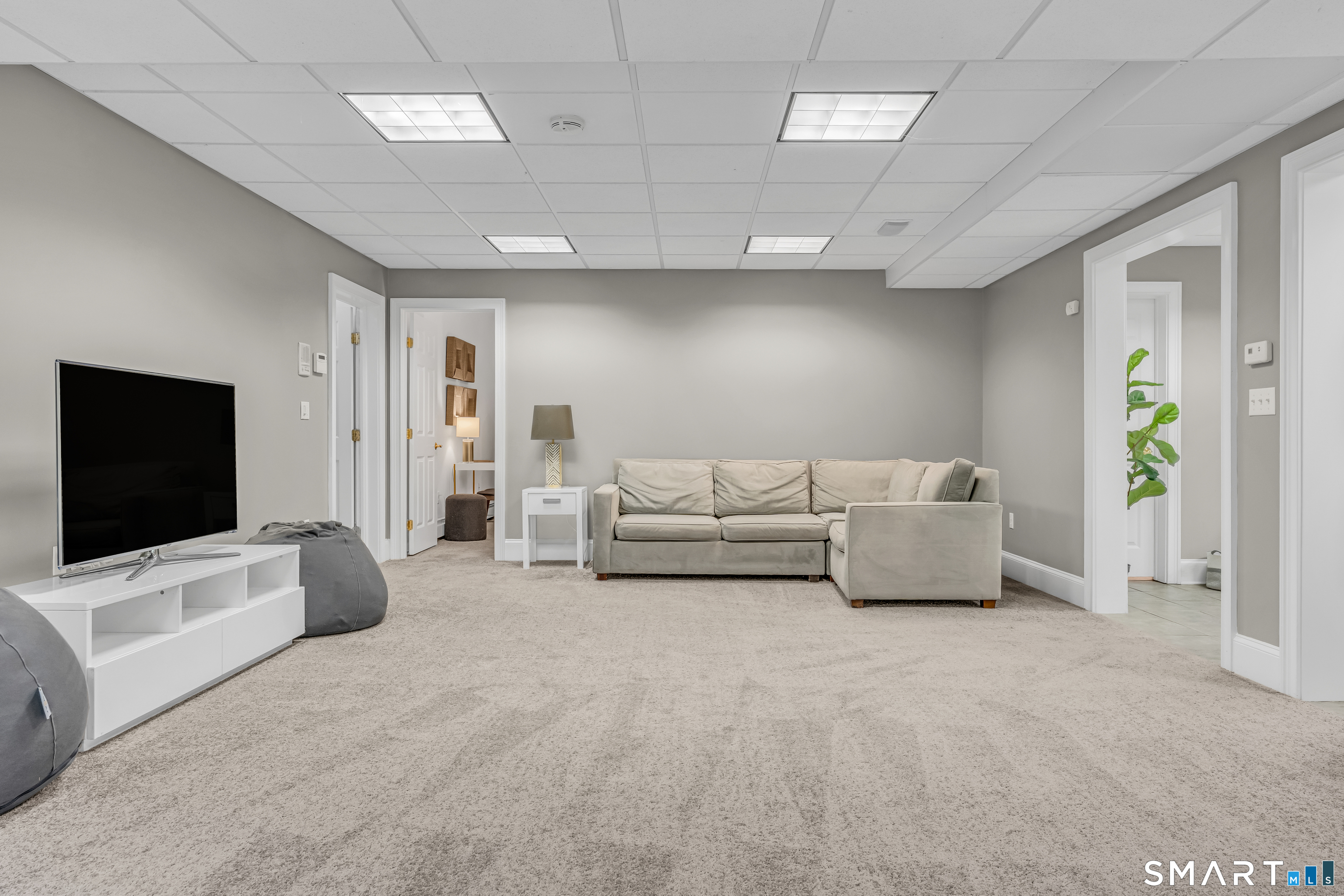 10 Arthurs Court Newtown CT 06470