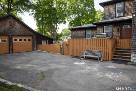 5 Julian Terrace Norwich CT 06360
