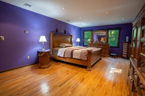 124 Bagburn Road Monroe CT 06468