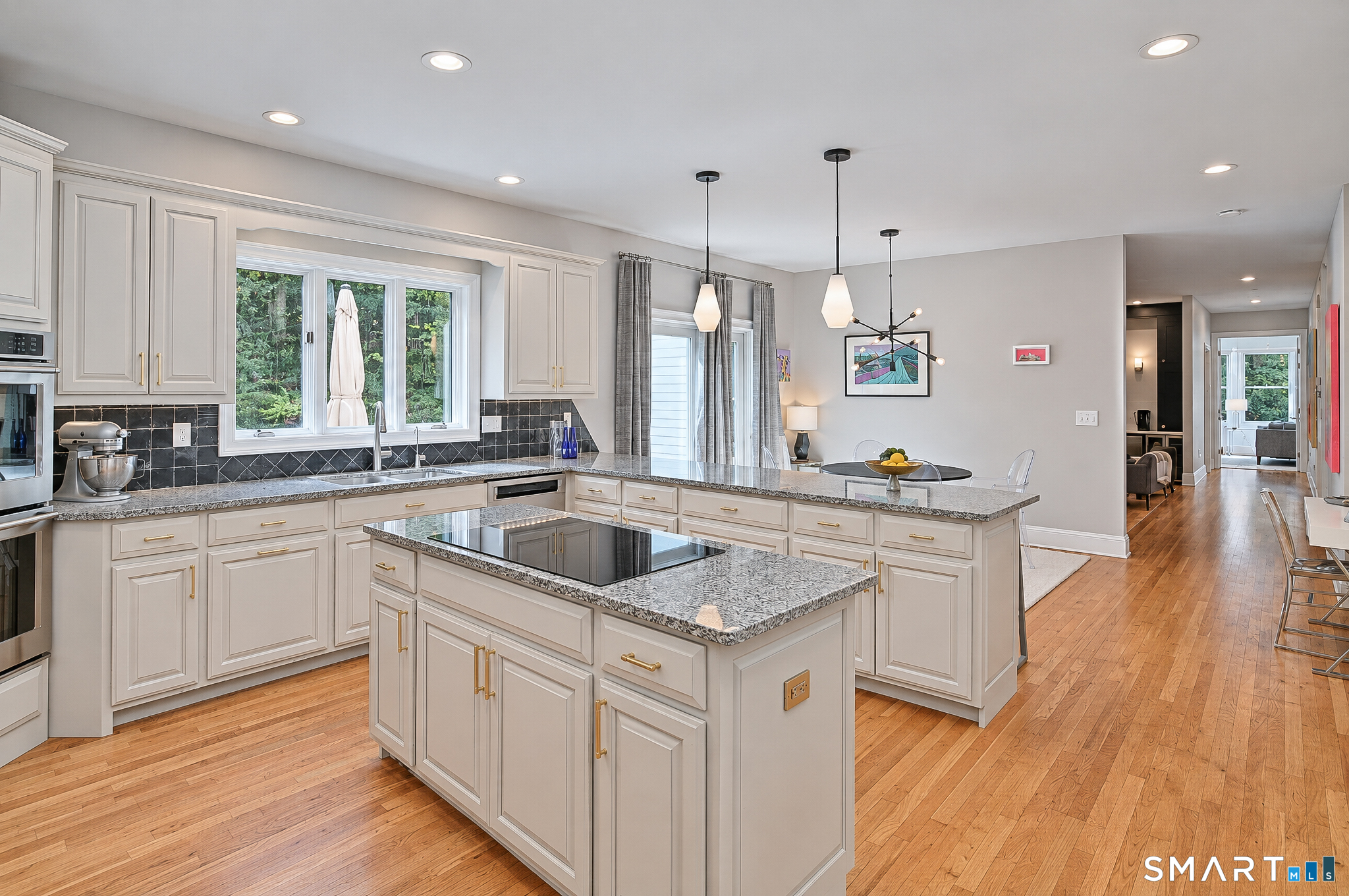 17 Equestrian Ridge Newtown CT 06470