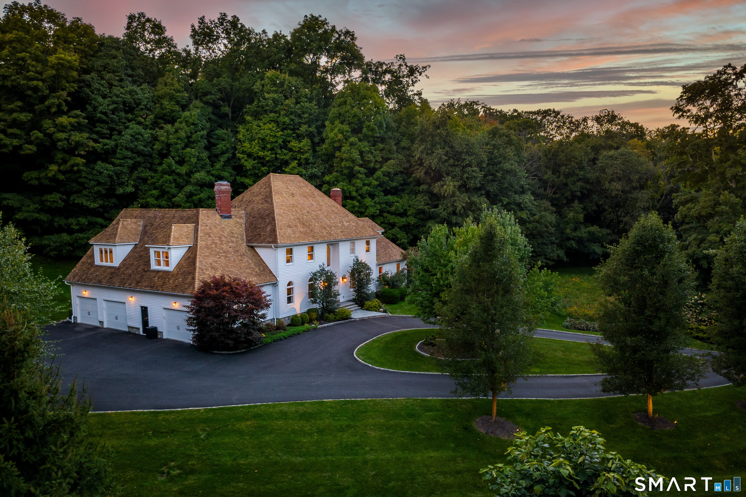 17 Equestrian Ridge Newtown CT 06470