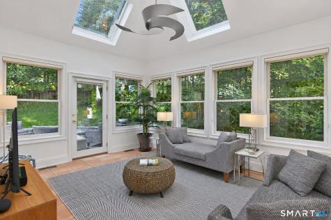 17 Equestrian Ridge Newtown CT 06470