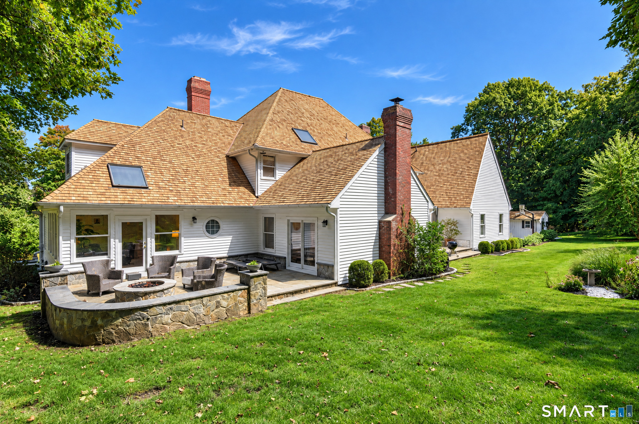 17 Equestrian Ridge Newtown CT 06470