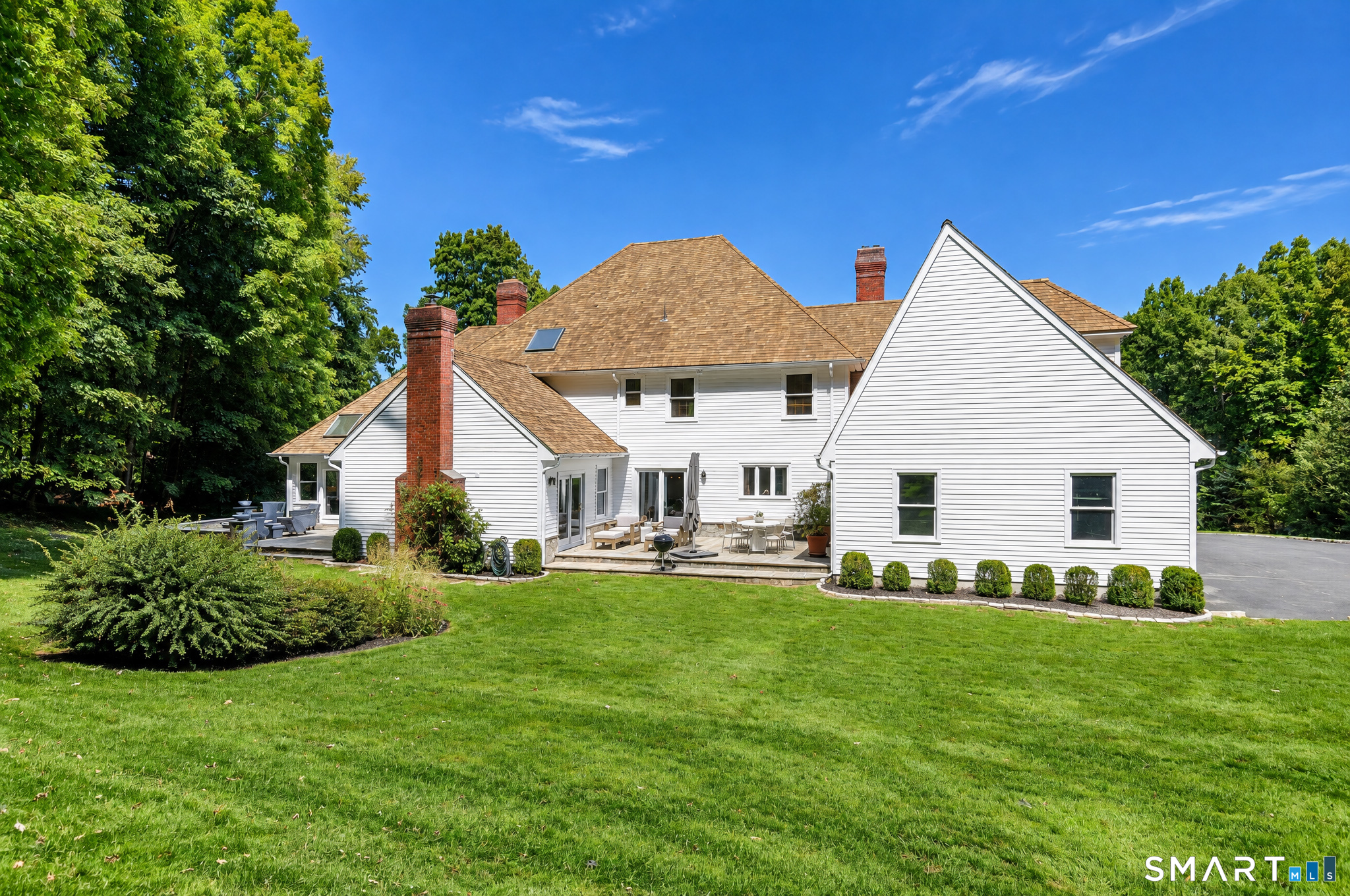 17 Equestrian Ridge Newtown CT 06470