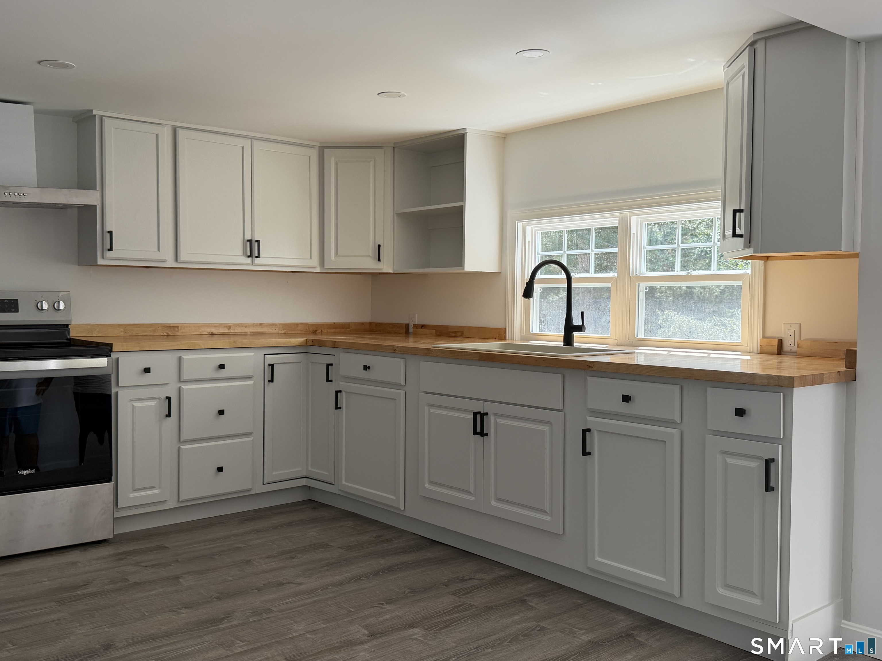 14 Old Mill Road Clinton CT 06413
