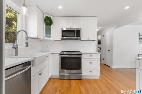 133 Alma Drive Fairfield CT 06824