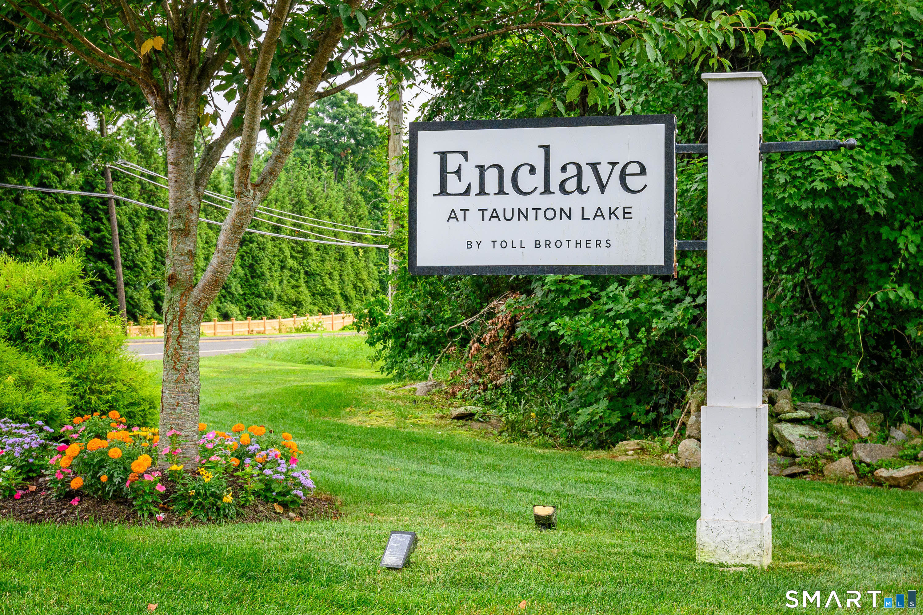 3 Enclave Circle Newtown CT 06470