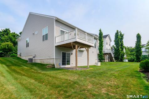 3 Enclave Circle Newtown CT 06470