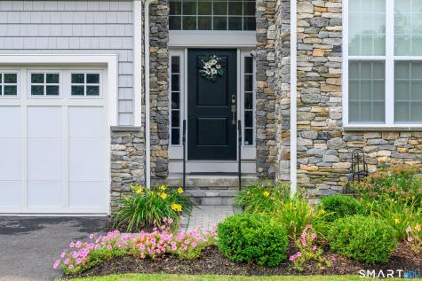 3 Enclave Circle Newtown CT 06470