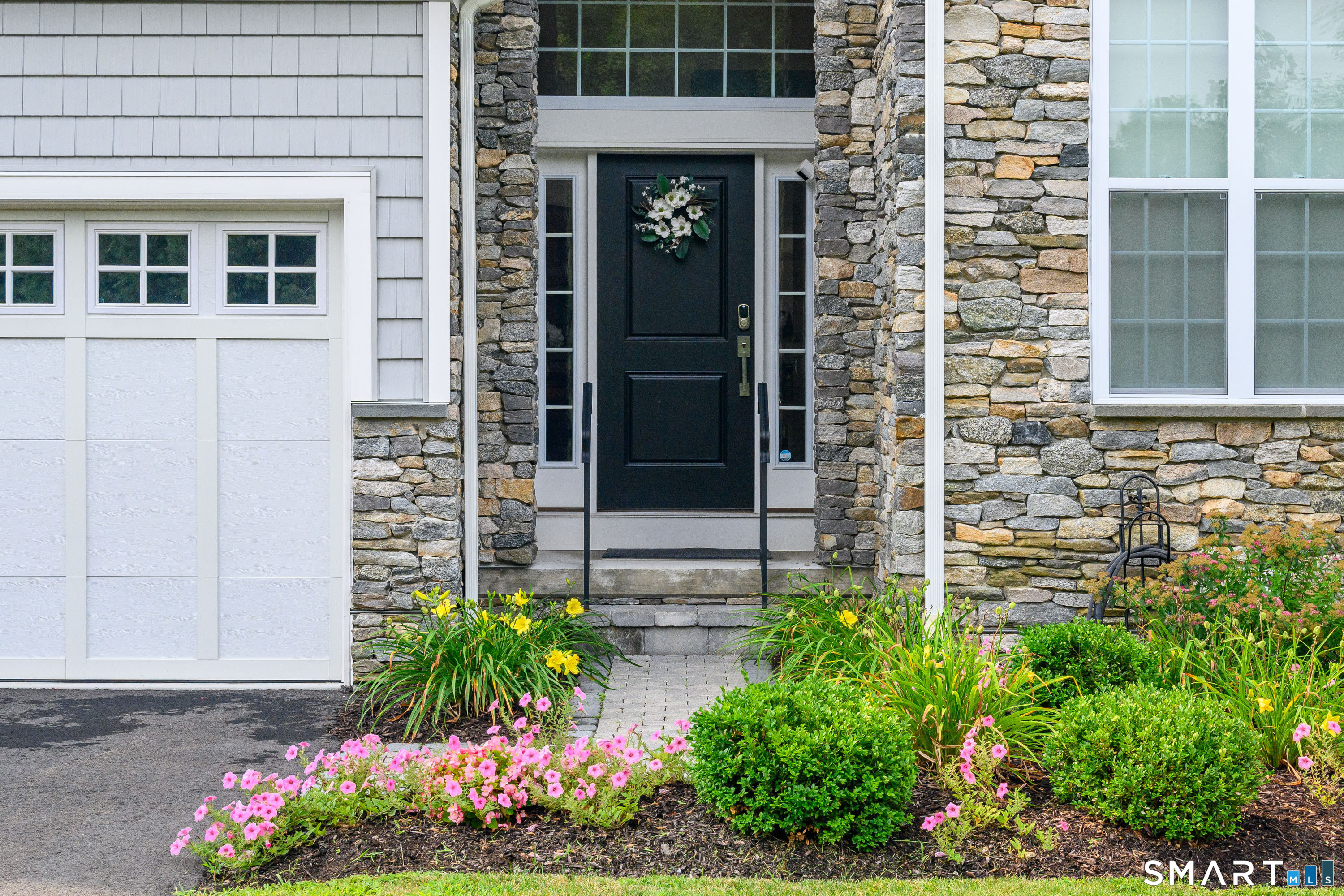 3 Enclave Circle Newtown CT 06470