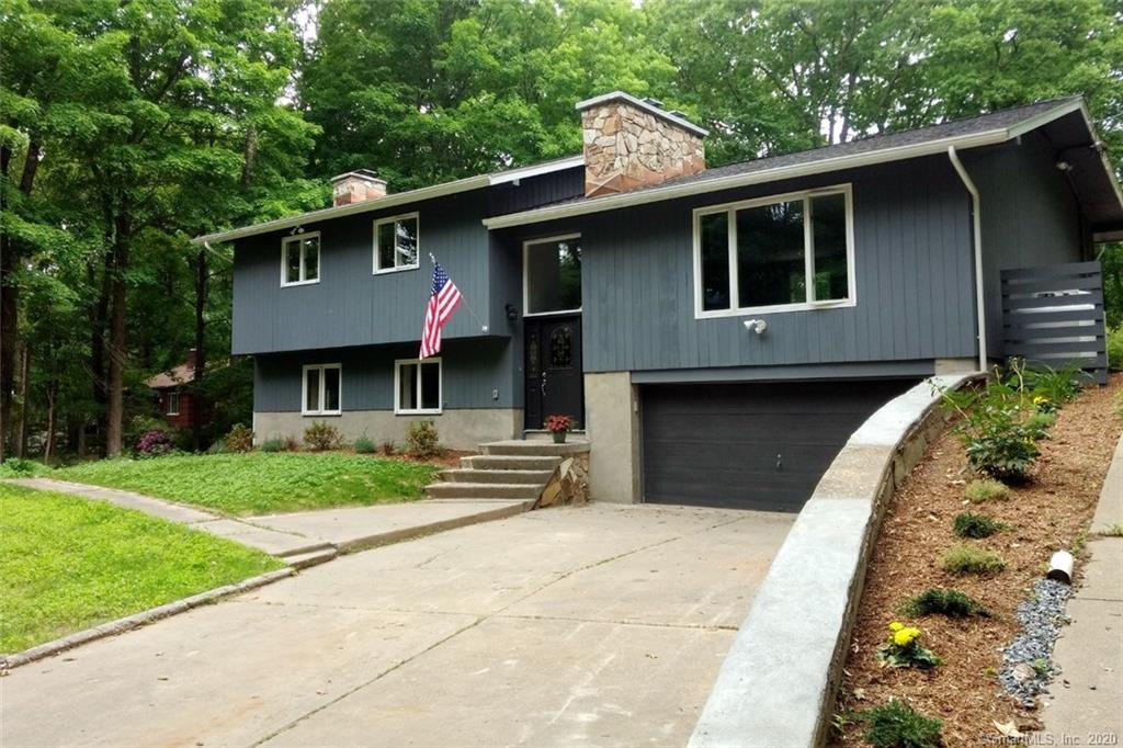 17 Pebble Road Newtown CT 06470
