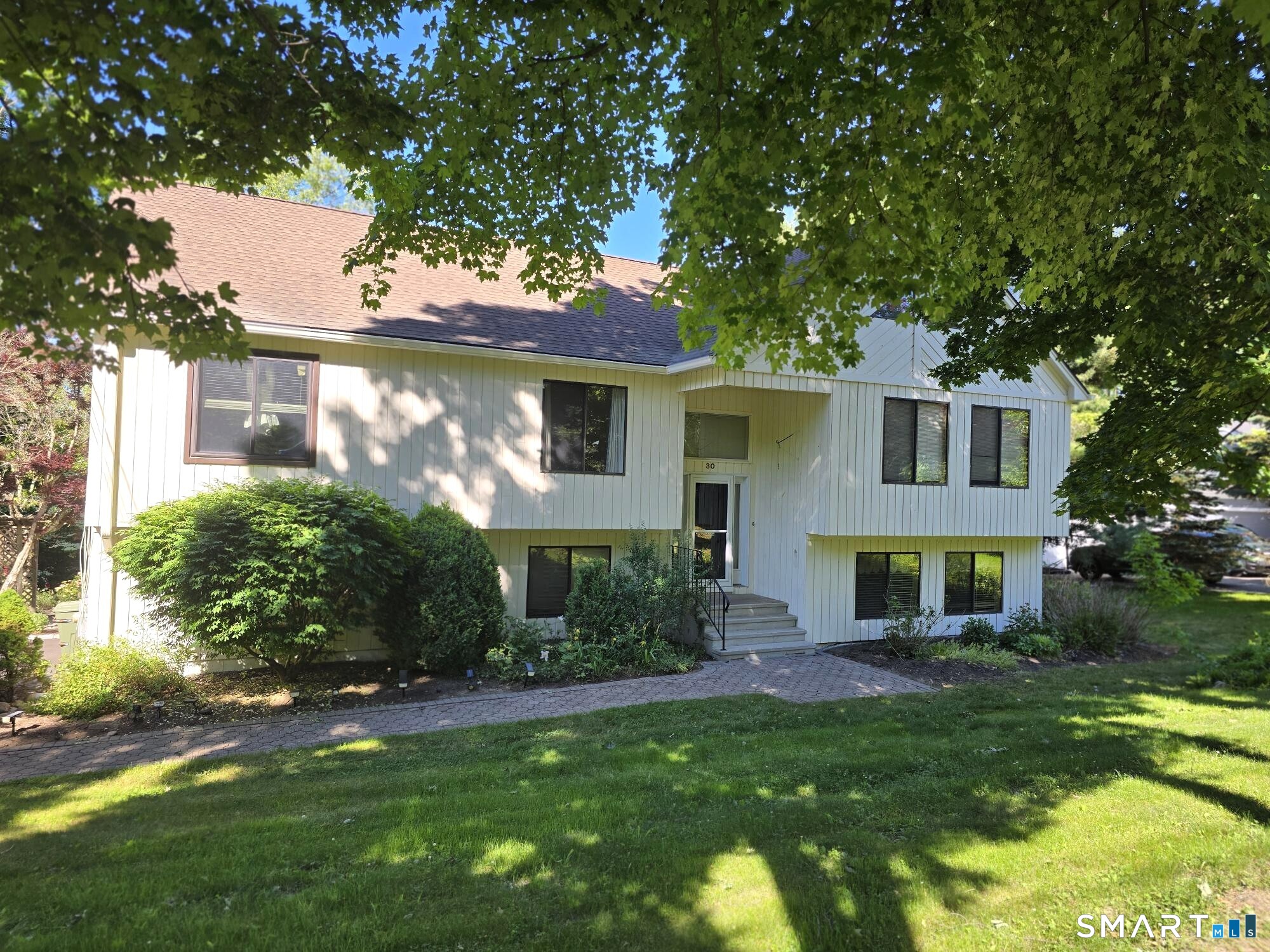 30 Boulevard Newtown CT 06470
