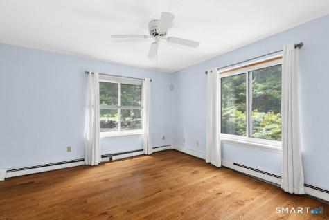 30 Boulevard Newtown CT 06470