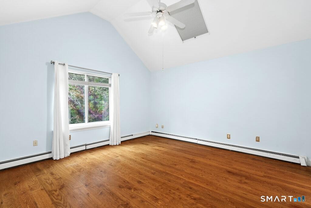 30 Boulevard Newtown CT 06470