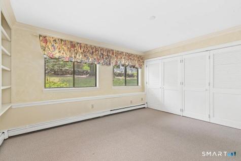 30 Boulevard Newtown CT 06470