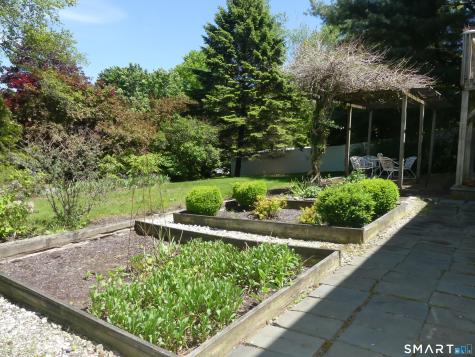 30 Boulevard Newtown CT 06470