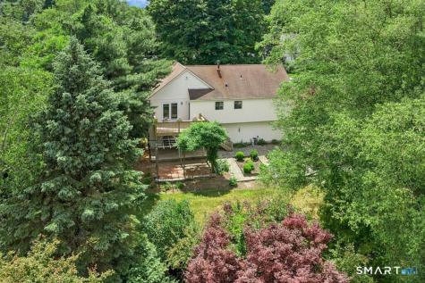 30 Boulevard Newtown CT 06470