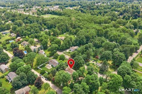 30 Boulevard Newtown CT 06470