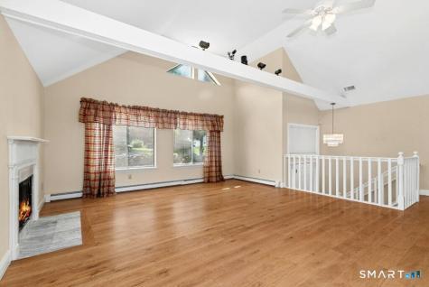 30 Boulevard Newtown CT 06470