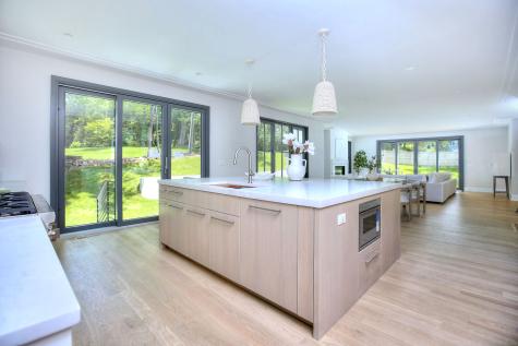 3 Hubbel's Lane Westport CT 06880