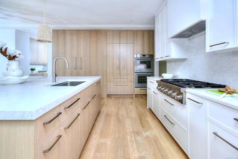 3 Hubbel's Lane Westport CT 06880