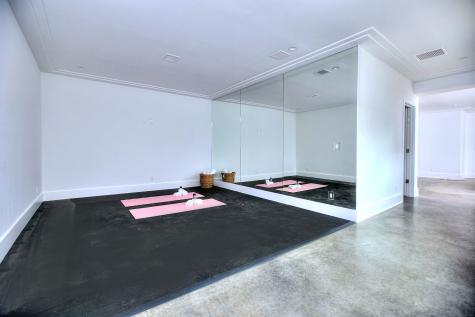 3 Hubbel's Lane Westport CT 06880