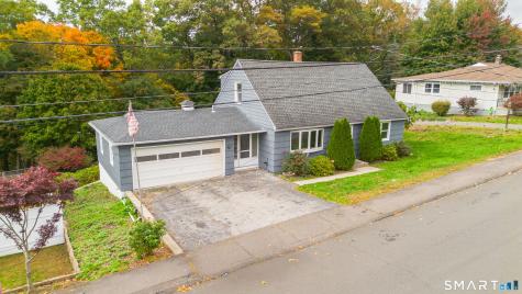 52 Phoenix Avenue Naugatuck CT 06770