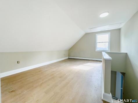 52 Phoenix Avenue Naugatuck CT 06770
