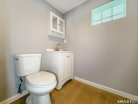 52 Phoenix Avenue Naugatuck CT 06770