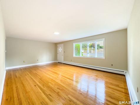 52 Phoenix Avenue Naugatuck CT 06770