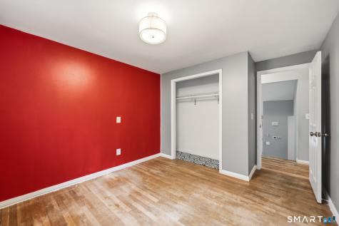 11 Top View Drive Simsbury CT 06089