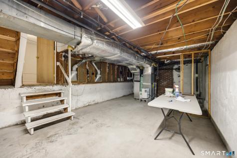 11 Top View Drive Simsbury CT 06089