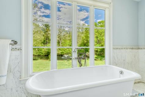 700 Hollow Tree Ridge Road Darien CT 06820