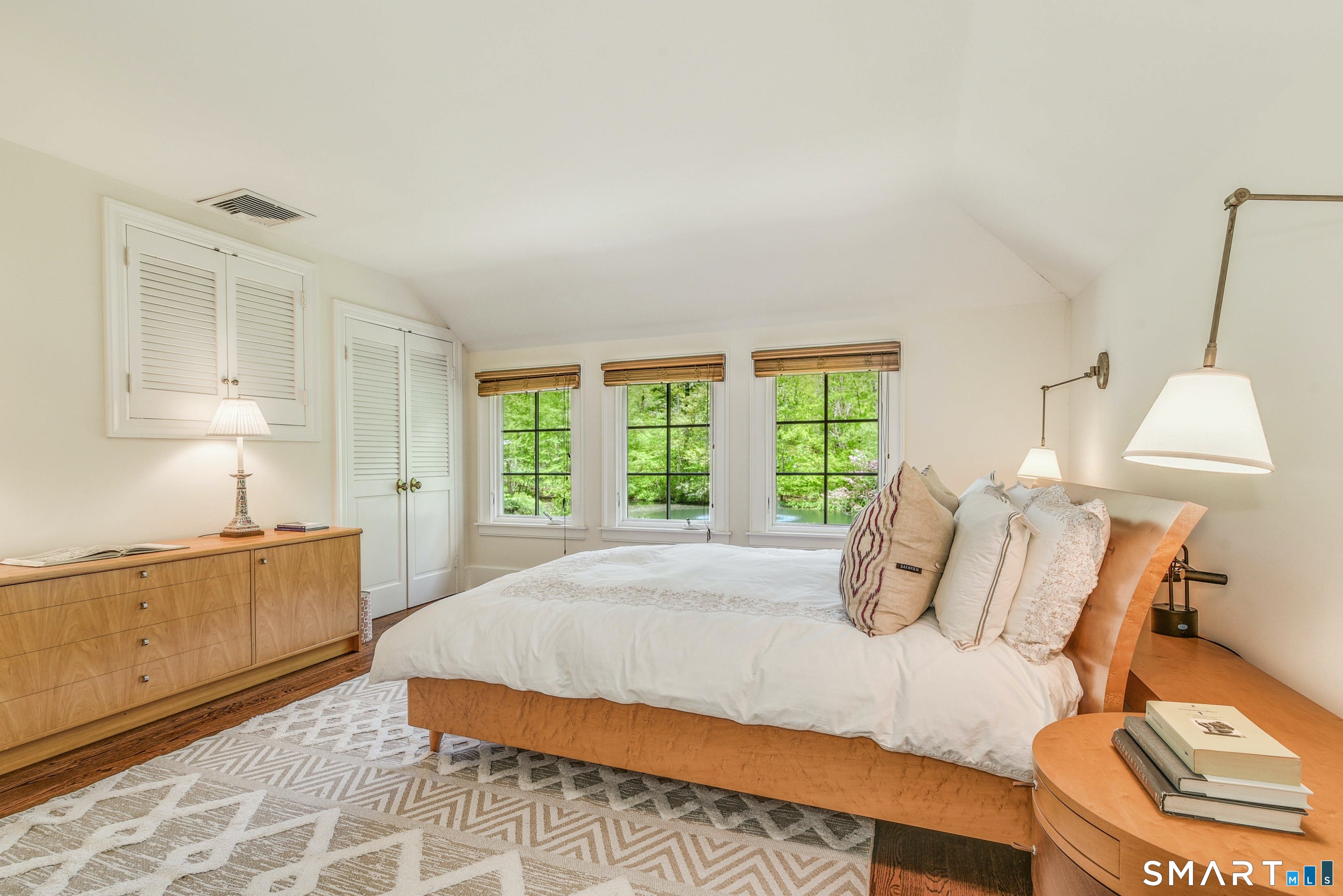 700 Hollow Tree Ridge Road Darien CT 06820