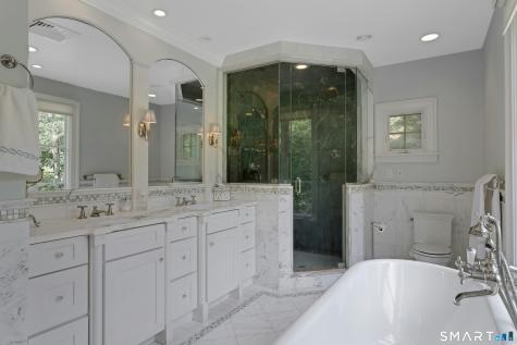 700 Hollow Tree Ridge Road Darien CT 06820