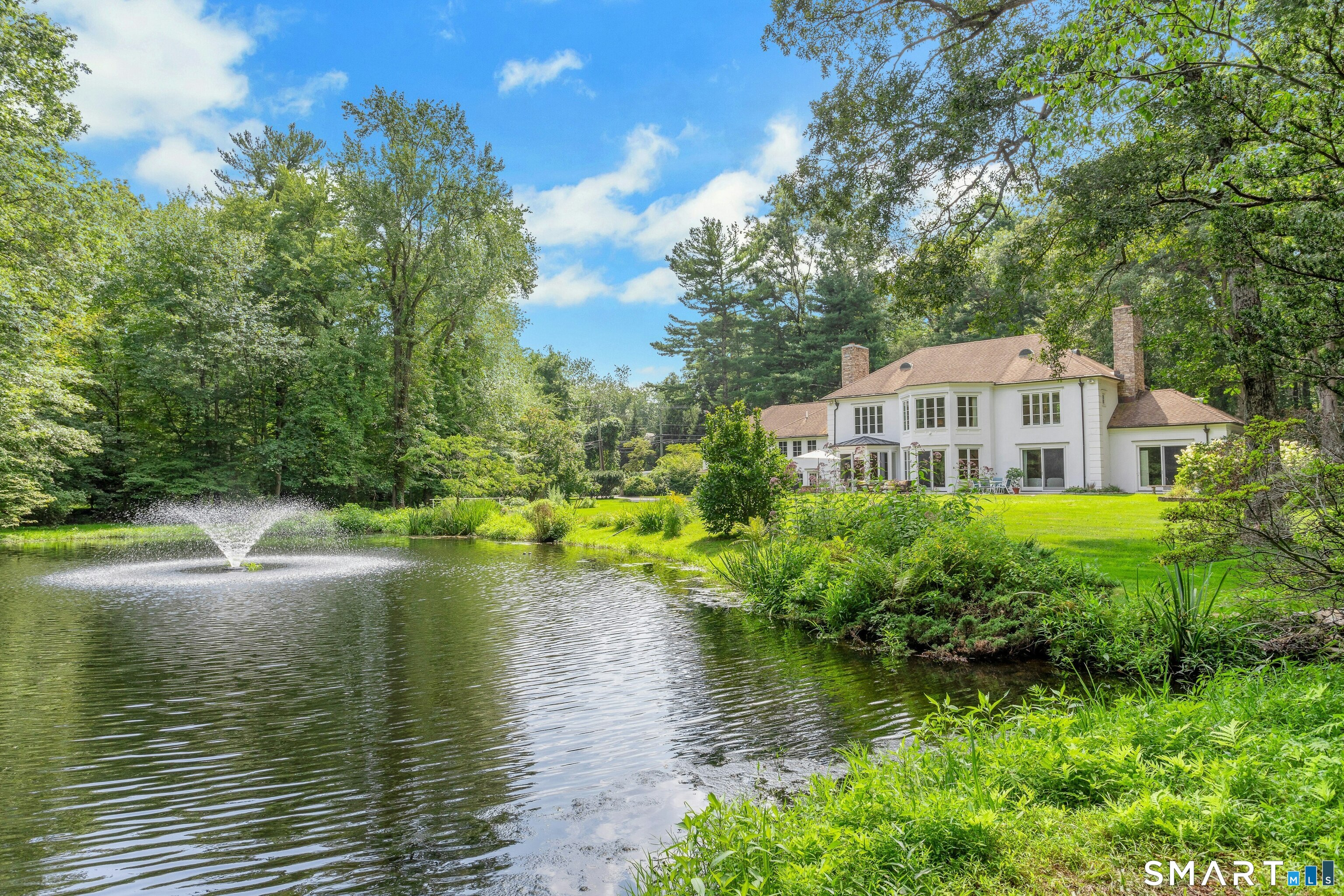 700 Hollow Tree Ridge Road Darien CT 06820