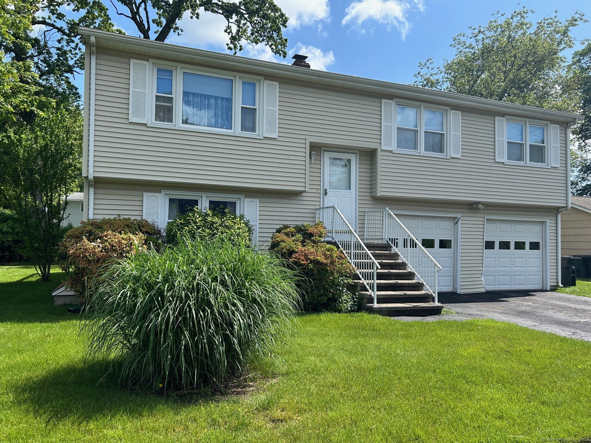 27 Joanne Drive Milford CT 06460