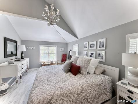 297 Lakemere Drive Southbury CT 06488