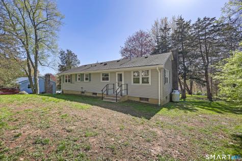 10 Fieldstone Lane New Milford CT 06776