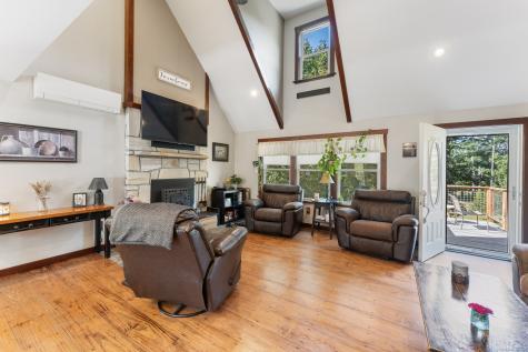 309 East Putnam Road Putnam CT 06260