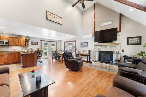 309 East Putnam Road Putnam CT 06260