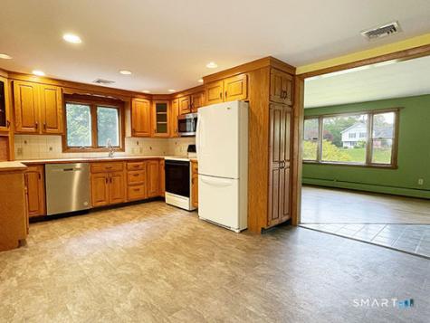 6 Colonial Drive Prospect CT 06712
