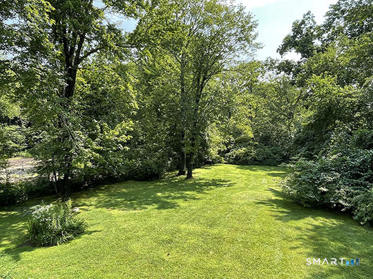 6 Colonial Drive Prospect CT 06712
