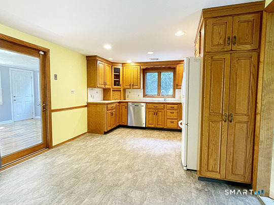 6 Colonial Drive Prospect CT 06712