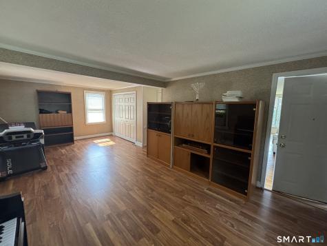 35 Flyers Drive Norwich CT 06360
