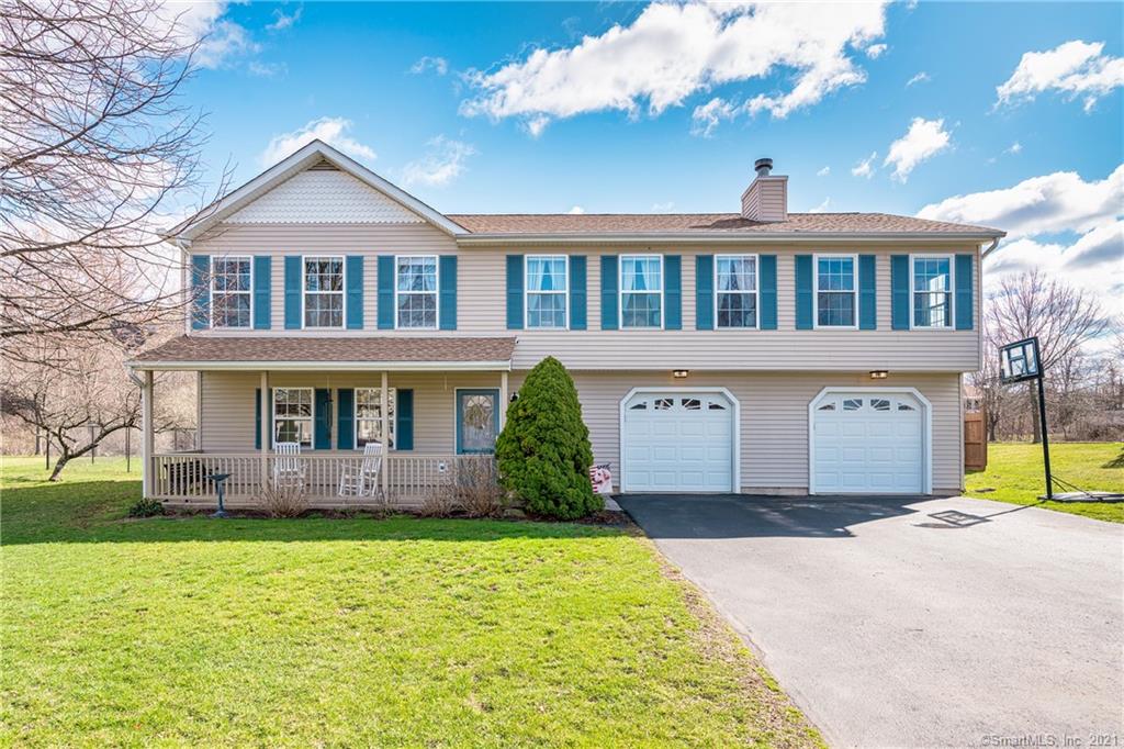 18 Abbey Lane Middletown CT 06457