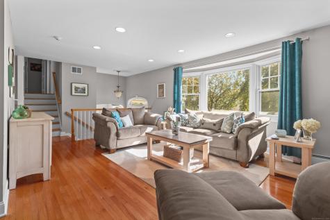 14 Dairy Farm Road Norwalk CT 06851